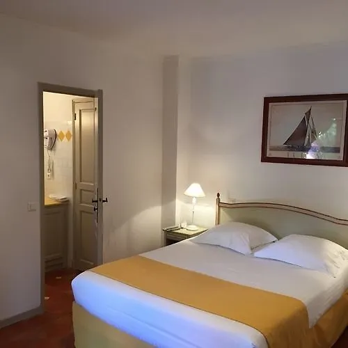La Bastide Du Port - Hotel De Charme Saint-Tropez